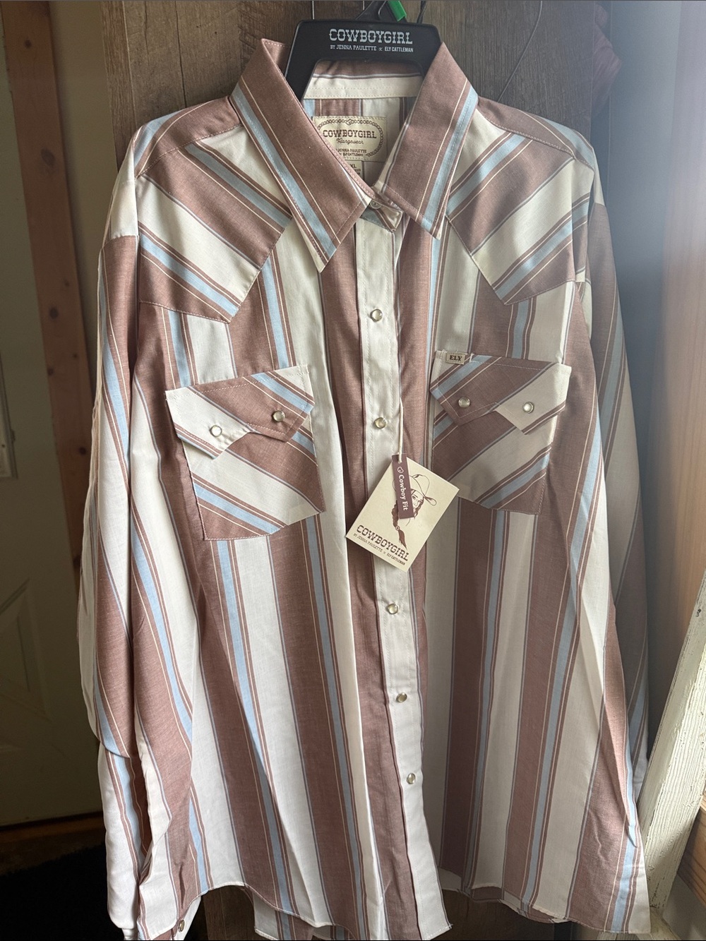 Women’s Ely Cattlemen cowboy girl Striped Western Shirt - Cream & Brown